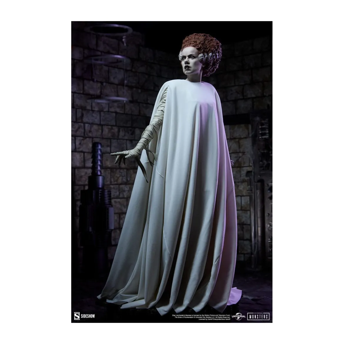 Sideshow Universal Monsters - Premium Format La Fiancée de Frankenstein 1/4 - The Bride of Frankenstein (Fabric Costume)