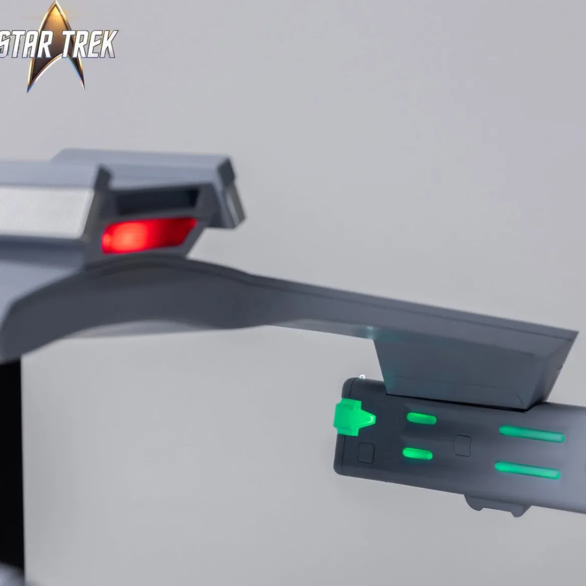 Takara Tomy - Star Trek - Klingon D7 Battle Cruiser Replica 1/350