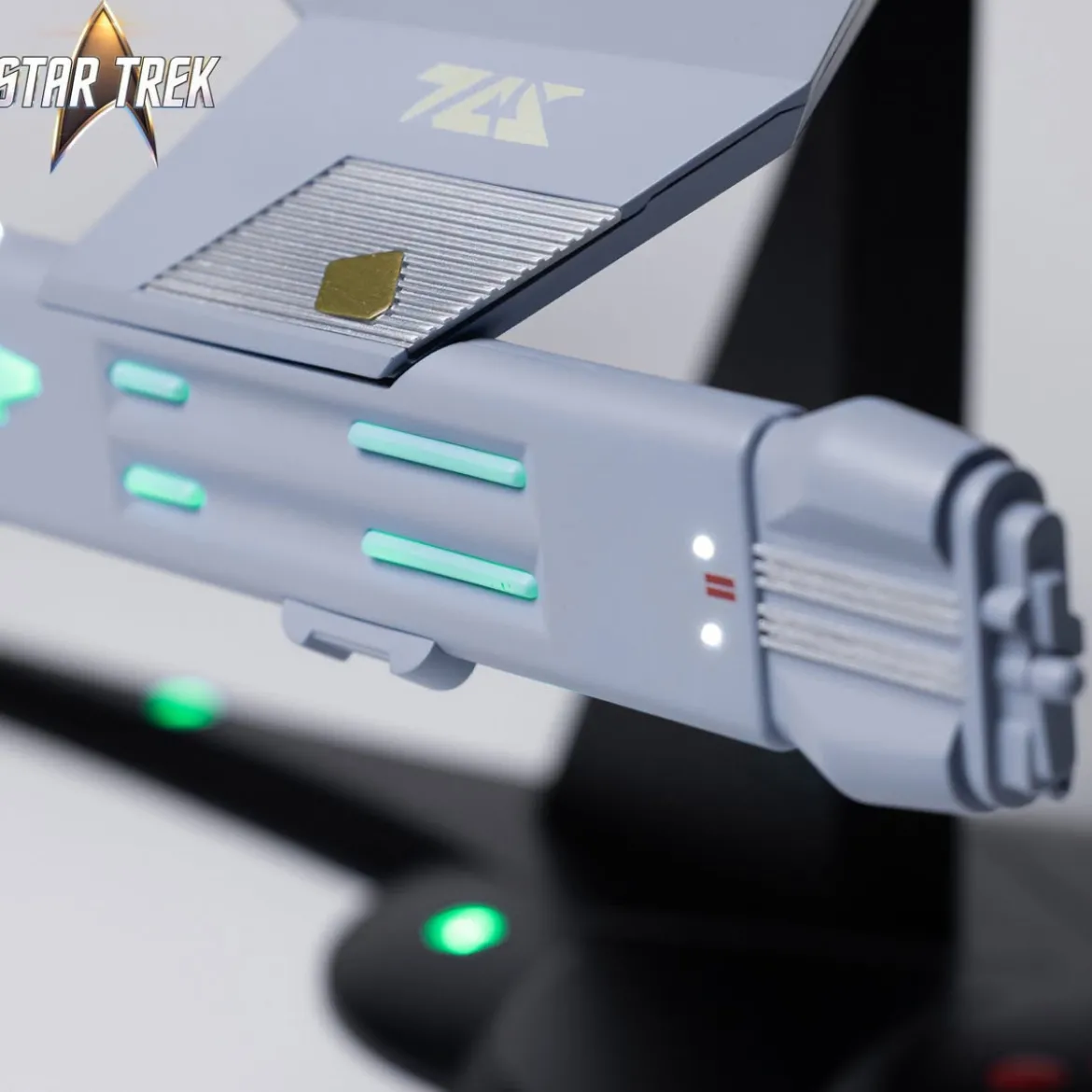 Takara Tomy - Star Trek - Klingon D7 Battle Cruiser Replica 1/350