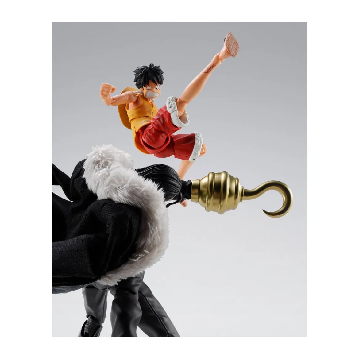 Tamashii Bandai One Piece - Sir Crocodile - Marineford - S.H. Figuarts SHF