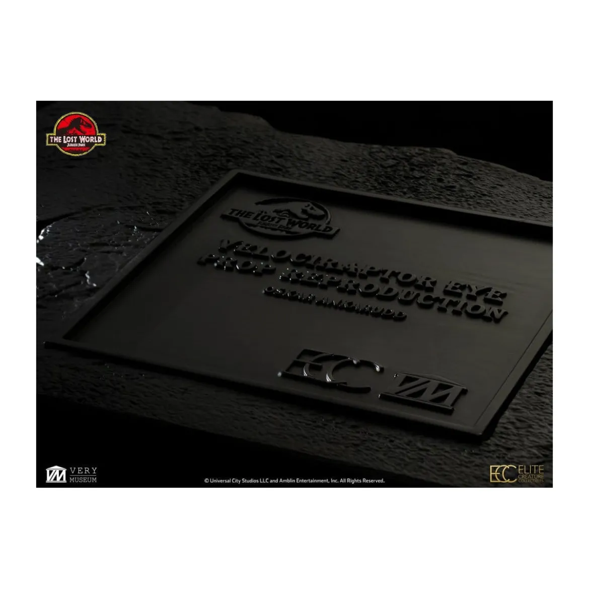 Toynami ECC Elite Creature Collectibles - Male Velociraptor Eye Prop - The Lost World: Jurassic Park