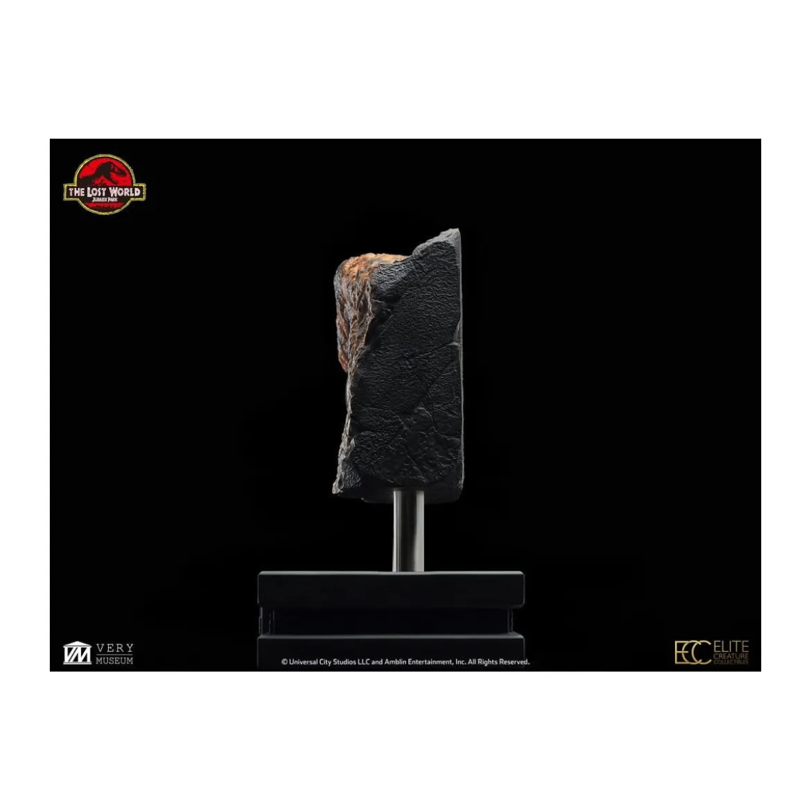 Toynami ECC Elite Creature Collectibles - Male Velociraptor Eye Prop - The Lost World: Jurassic Park