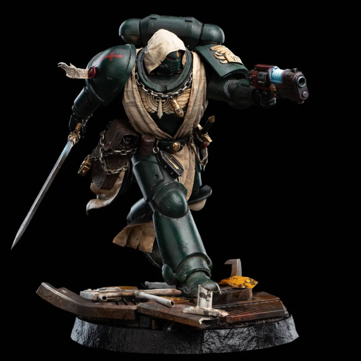 Weta Warhammer 40,000 - DARK ANGEL VETERAN 1/10