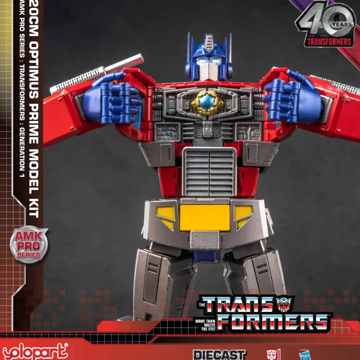 Yolopark - Transformers OPTIMUS PRIME - Generation One AMK PRO Series Model Kit